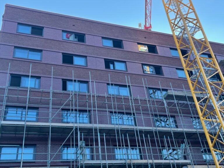 Bastion hotel Nijmegen - Opdrachtgever van Grunsven-Burgtbouw